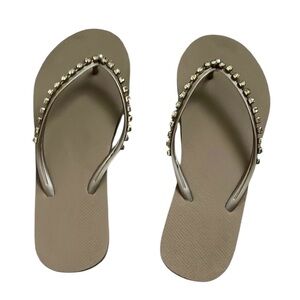 Bejeweled flip flops size 8 NWOT